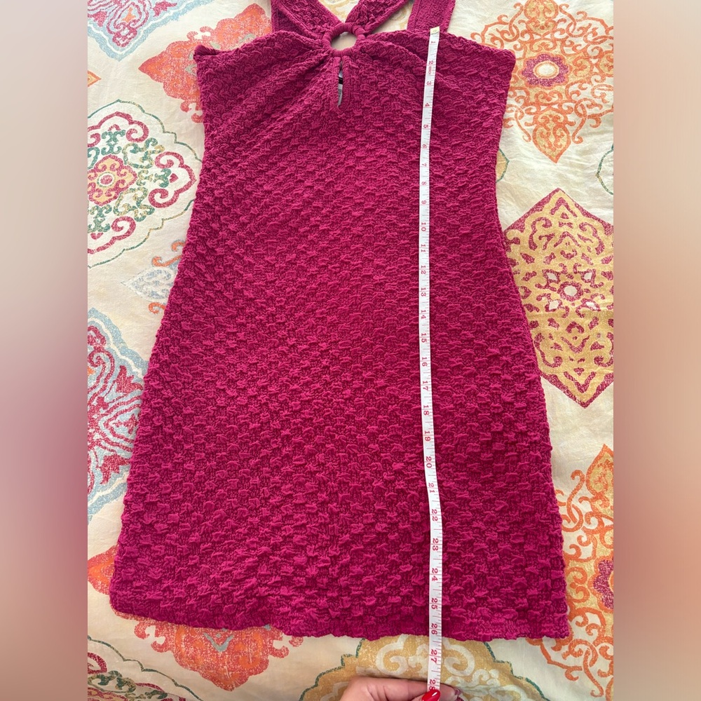 Textured Bodycon Dress - Picture 7 of 8
